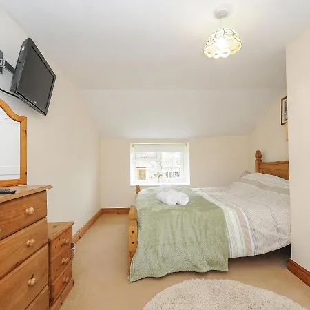 Henwood Barn Holiday home