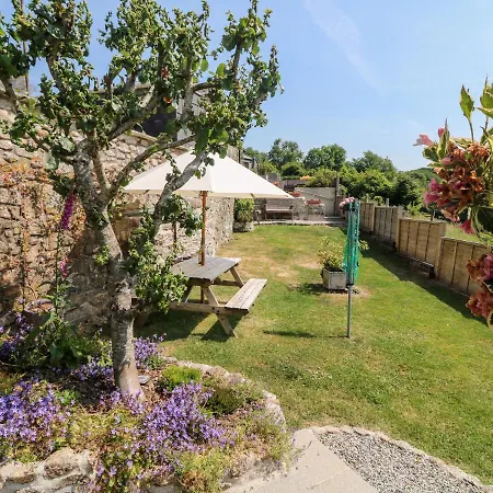 Henwood Barn Holiday home